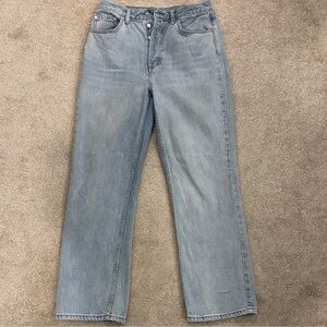 Topshop Light Wash Straight Leg Button Fly
Super High Rise Jeans Size 8